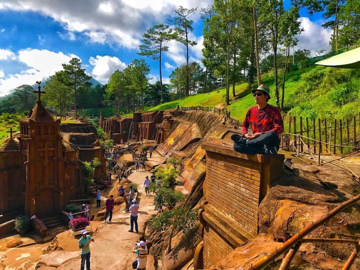 Tour du lịch Buôn Mê Thuột Đà Lạt: Thác Khói Draysap - Đường hầm đất sét