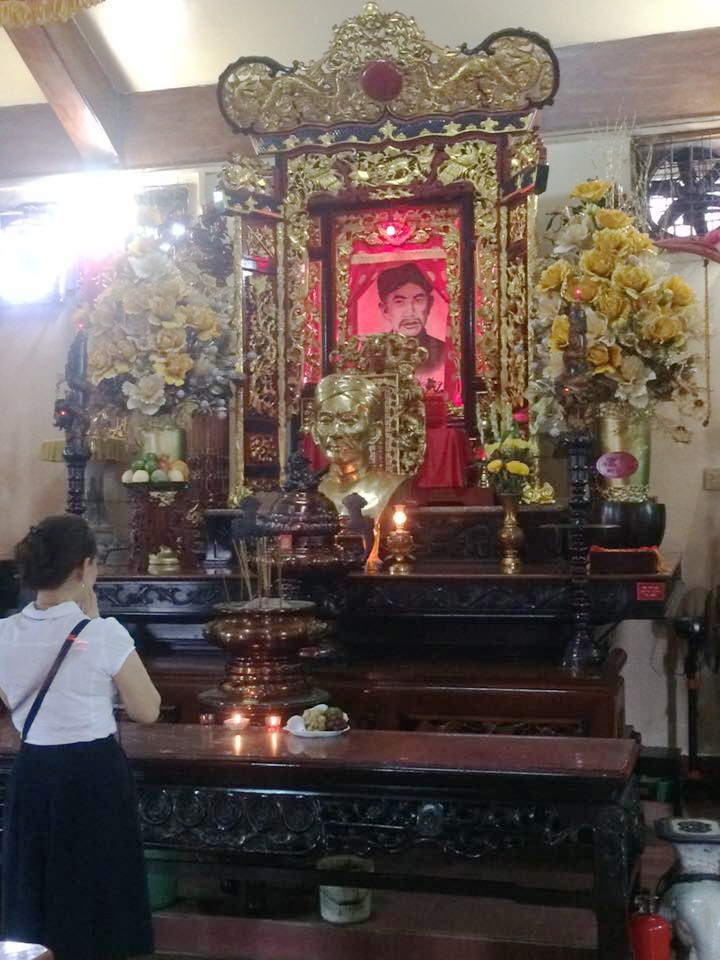 Khách du lịch đến viếng thăm đền thờ Nguyễn Trung Trực " width="600