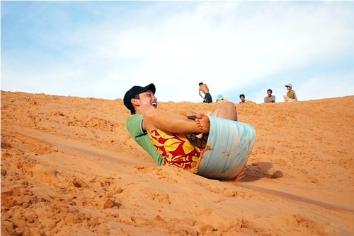 Trượt cát đồi cát bay