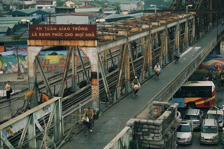 Cầu Long Biên